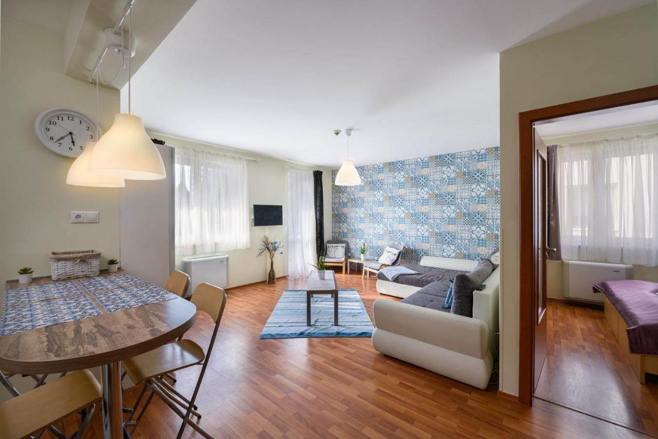 Mirage Wellness Apartman Хайдусобосло Экстерьер фото